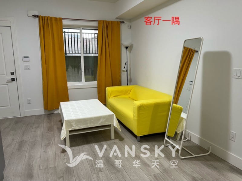 250806125457_living room.jpg